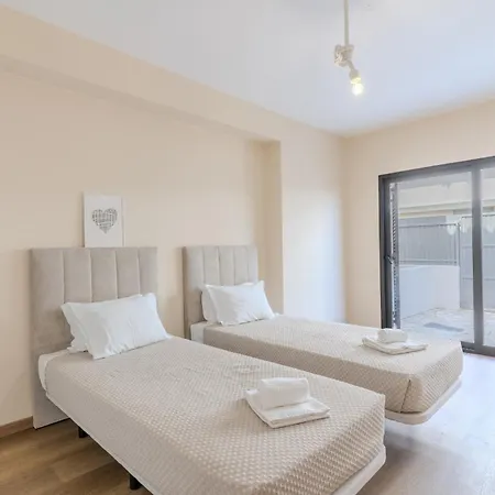 #393 Oasis 4br W Shared Pool *